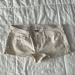 American Eagle Outfitters Cream and Pink Jean Shorts Lightweight Stitched Hem